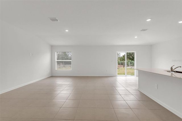 5470 LEWISHAN DR, Davenport, FL 33837