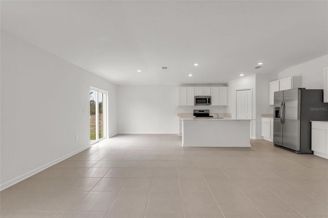 5470 LEWISHAN DR, Davenport, FL 33837