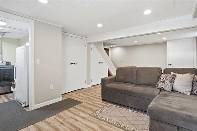 2047 North Avenue, Burlington, VT 05408