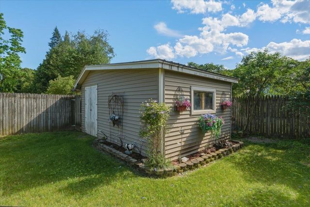 2047 North Avenue, Burlington, VT 05408