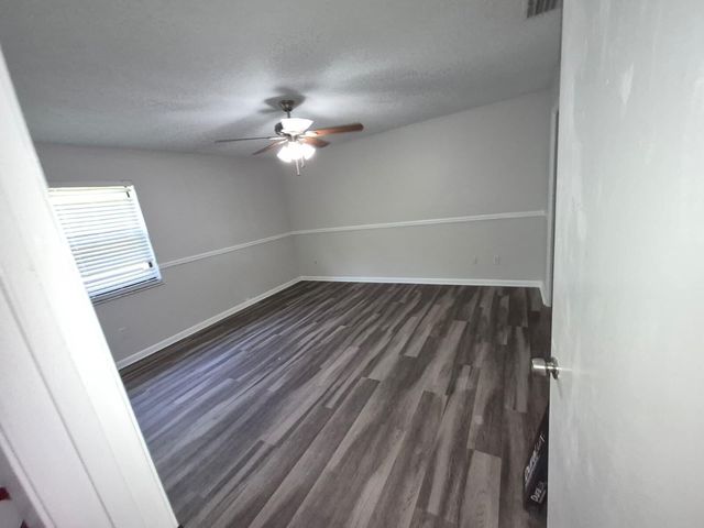 2006 Lakeview Drive W, Royal Palm Beach, FL 33411