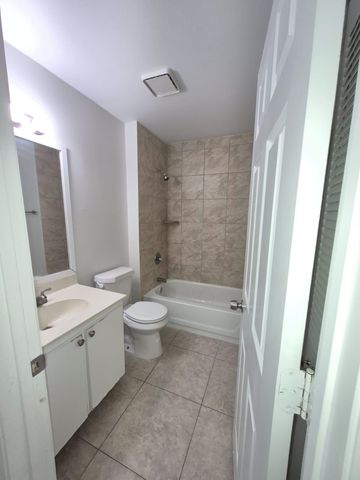 2006 Lakeview Drive W, Royal Palm Beach, FL 33411