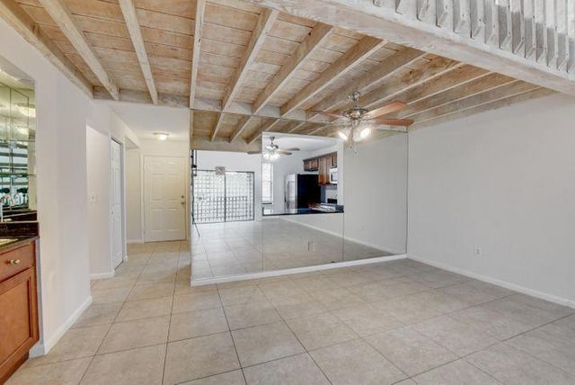 2006 Lakeview Drive W, Royal Palm Beach, FL 33411