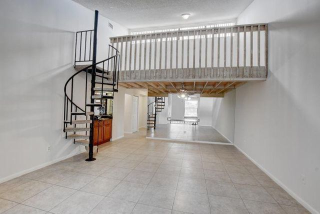 2006 Lakeview Drive W, Royal Palm Beach, FL 33411