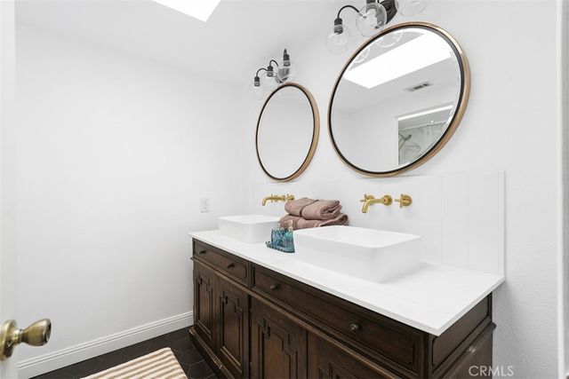 7369 Lakeside, Jurupa Valley, CA 92509