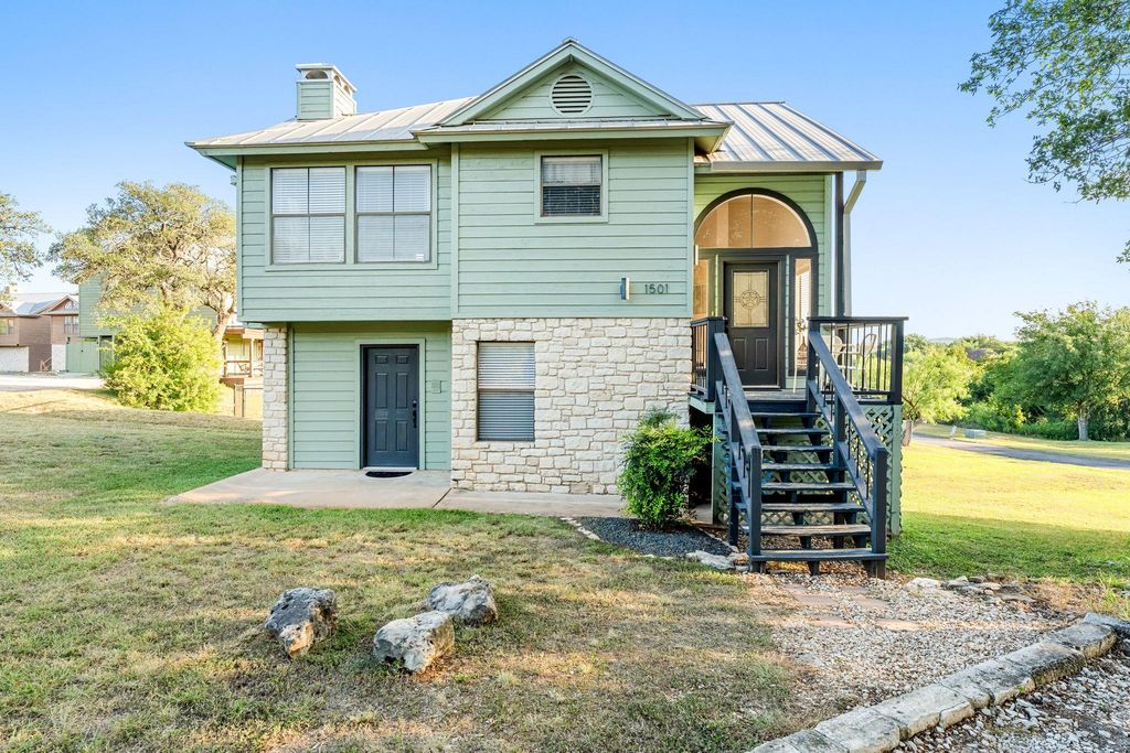 1501 Ridge Harbor DR, Spicewood, TX 78669