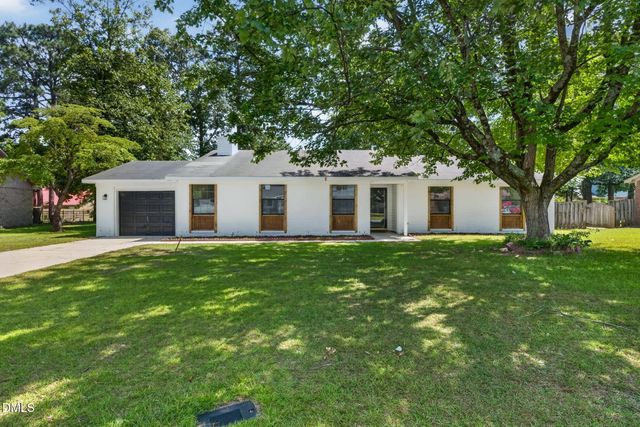 6809 Brush Creek Road, Fayetteville, NC 28314