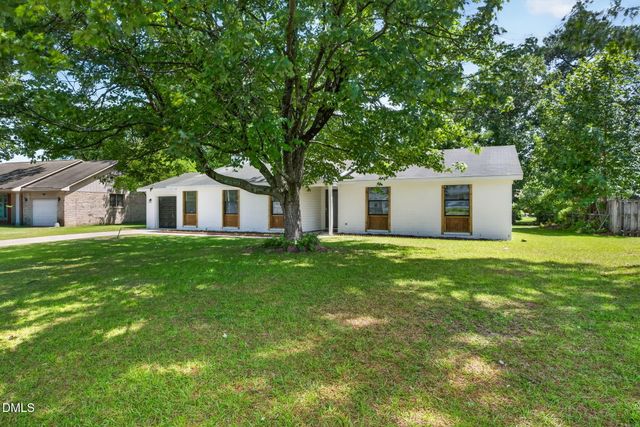 6809 Brush Creek Road, Fayetteville, NC 28314
