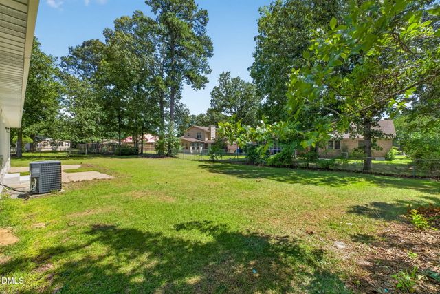 6809 Brush Creek Road, Fayetteville, NC 28314