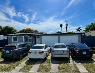 2865 NE 13th Ave 1, Pompano Beach, FL 33064
