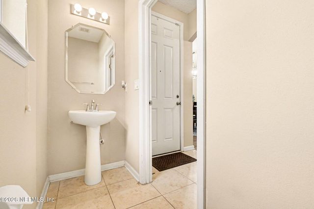 4220 PLANTATION OAKS Boulevard 1715, Orange Park, FL 32065