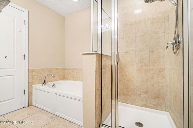 4220 PLANTATION OAKS Boulevard 1715, Orange Park, FL 32065