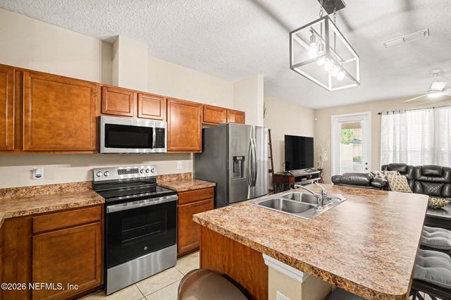 4220 PLANTATION OAKS Boulevard 1715, Orange Park, FL 32065