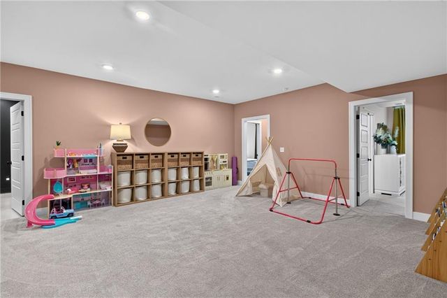 1517 SW Georgetown Drive, Lee's Summit, MO 64082