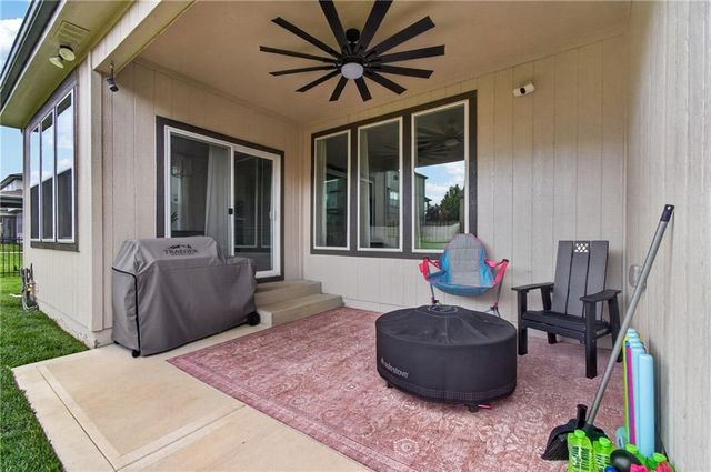 1517 SW Georgetown Drive, Lee's Summit, MO 64082