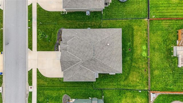 1517 SW Georgetown Drive, Lee's Summit, MO 64082