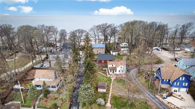 8586 Lake Shore Road, Evans, NY 14006