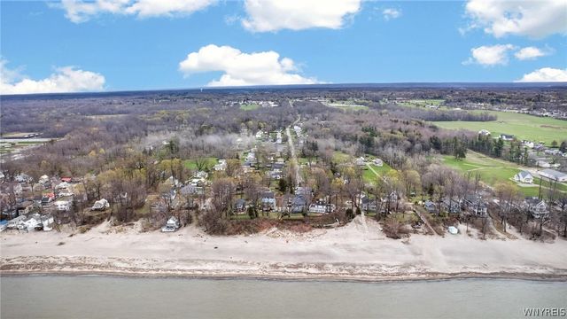8586 Lake Shore Road, Evans, NY 14006