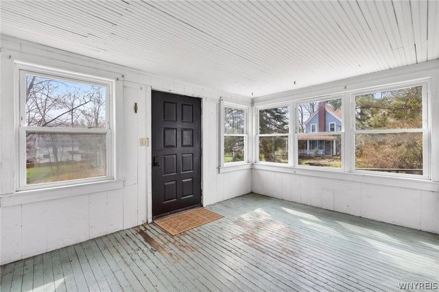8586 Lake Shore Road, Evans, NY 14006