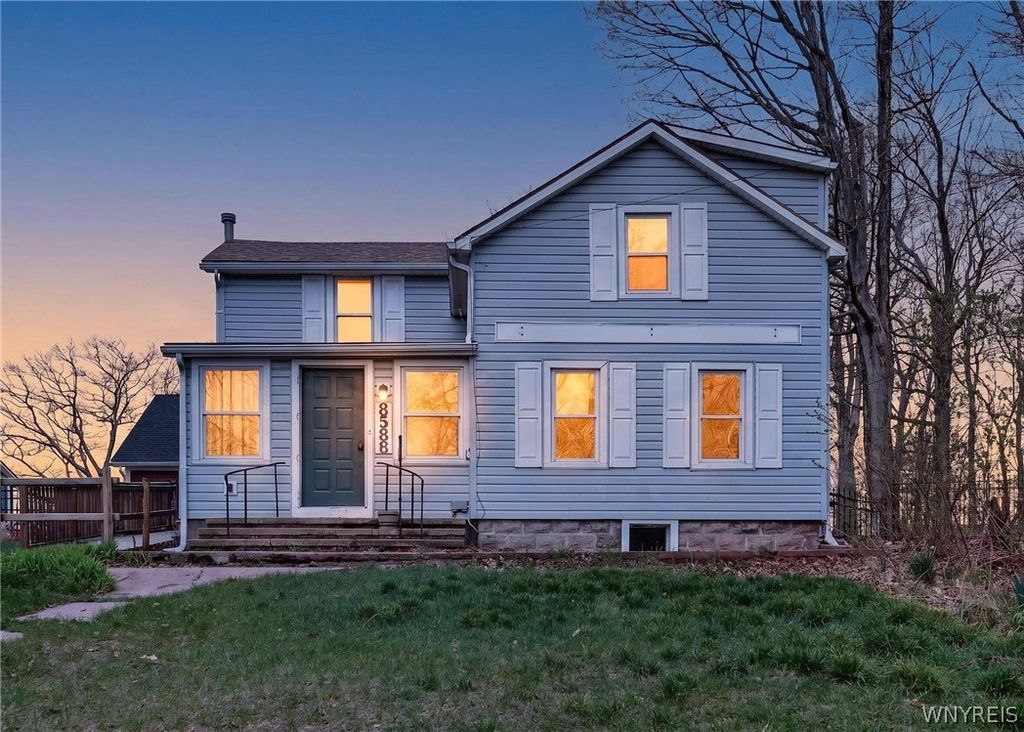 8586 Lake Shore Road, Evans, NY 14006
