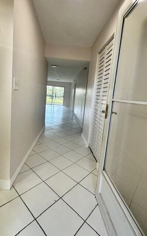 6080 NW 44th Street 205, Lauderhill, FL 33319