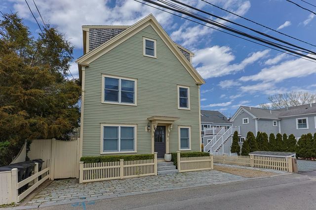 3 Franklin Street Unit 2, Provincetown, MA 02657