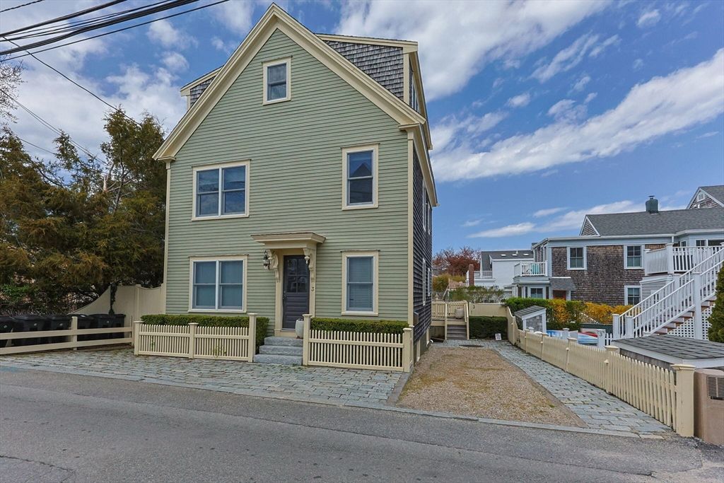 3 Franklin Street Unit 2, Provincetown, MA 02657