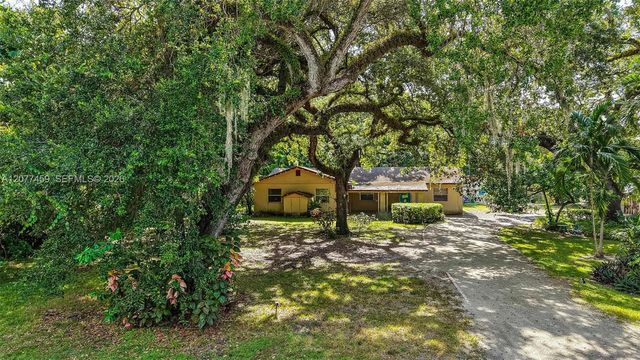 5571 SW 40th Avenue, Dania Beach, FL 33314
