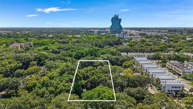 5571 SW 40th Avenue, Dania Beach, FL 33314
