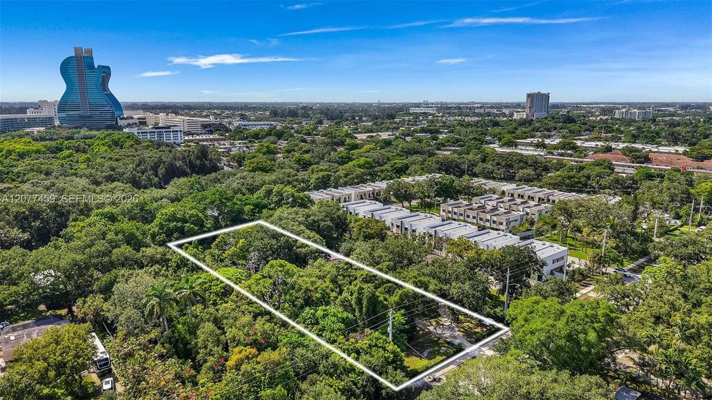 5571 SW 40th Avenue, Dania Beach, FL 33314
