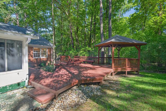 13 Winthrop Court, Durham, NC 27707