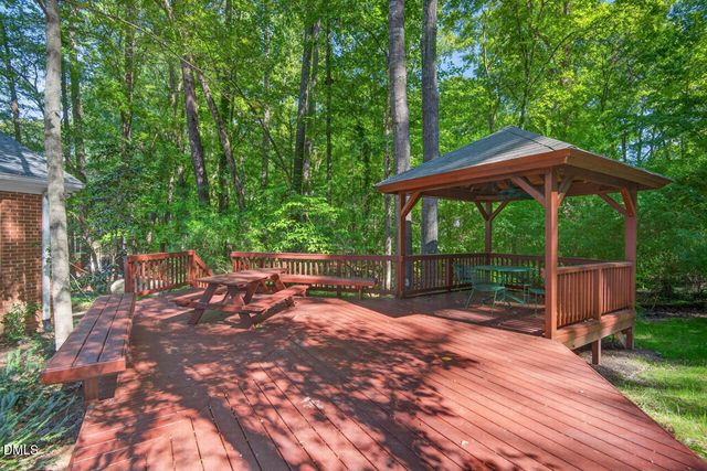 13 Winthrop Court, Durham, NC 27707