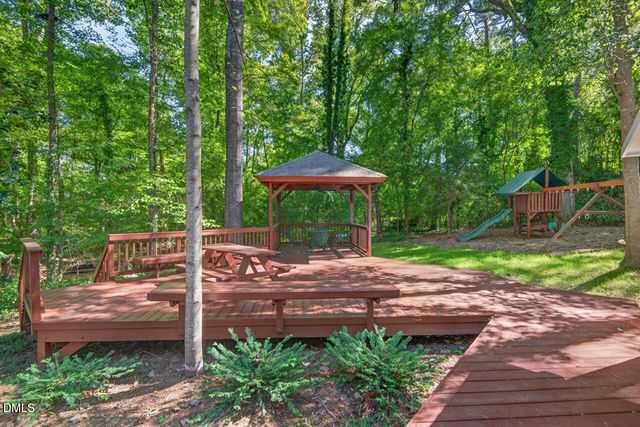 13 Winthrop Court, Durham, NC 27707