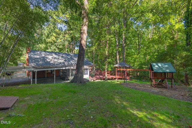 13 Winthrop Court, Durham, NC 27707
