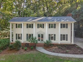 13 Winthrop Court, Durham, NC 27707
