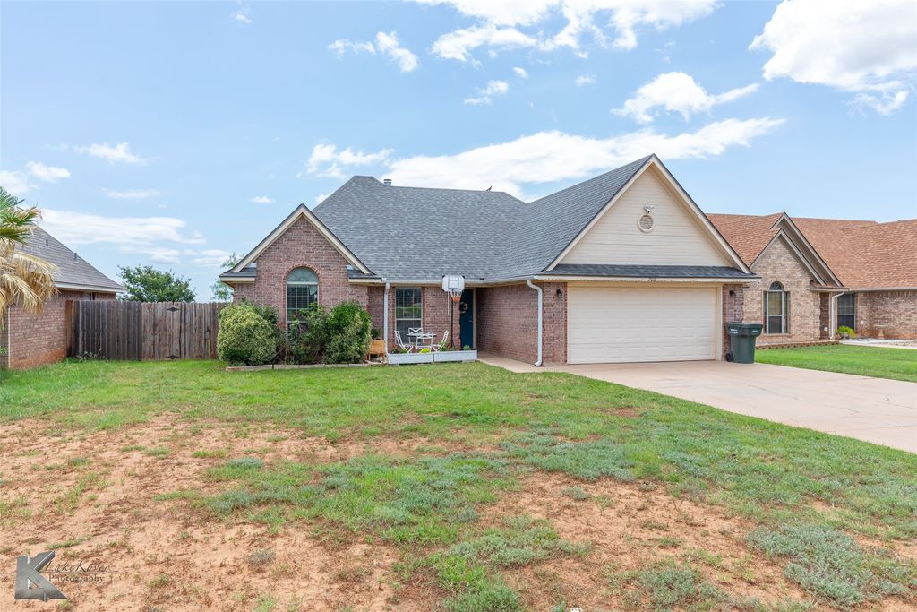 7901 Tuscany Drive, Abilene, TX 79606
