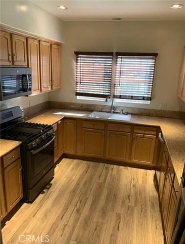 415 E Dryden Street 101, Glendale, CA 91207