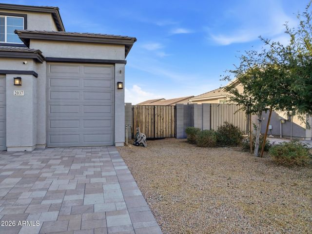 2037 E WETLEAF Place, Casa Grande, AZ 85122