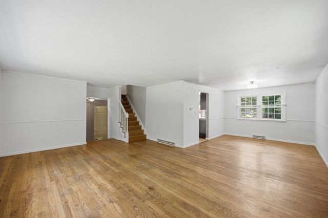 1 Corey St, Agawam, MA 01001
