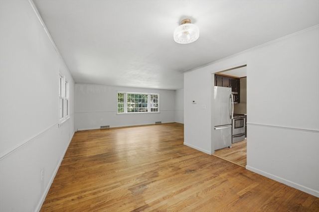 1 Corey St, Agawam, MA 01001