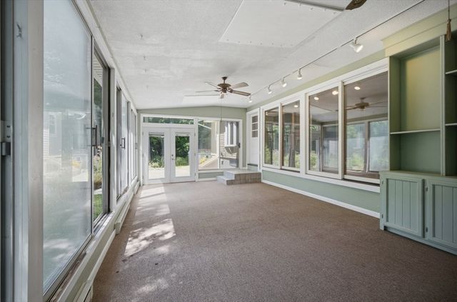 1 Corey St, Agawam, MA 01001