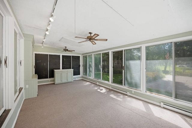 1 Corey St, Agawam, MA 01001