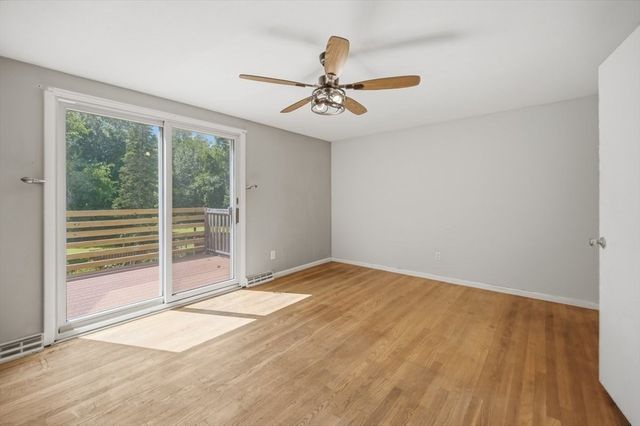 1 Corey St, Agawam, MA 01001