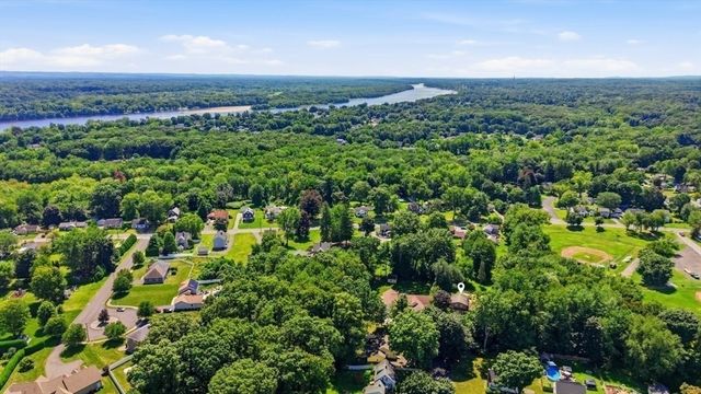 1 Corey St, Agawam, MA 01001