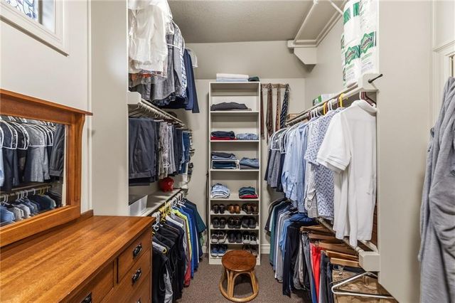 15164 FONTANA Street, Leawood, KS 66224