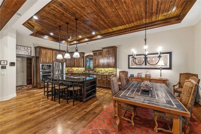 15164 FONTANA Street, Leawood, KS 66224