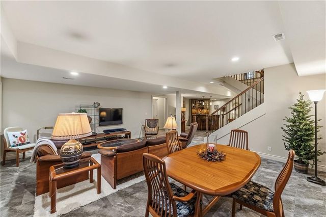 15164 FONTANA Street, Leawood, KS 66224