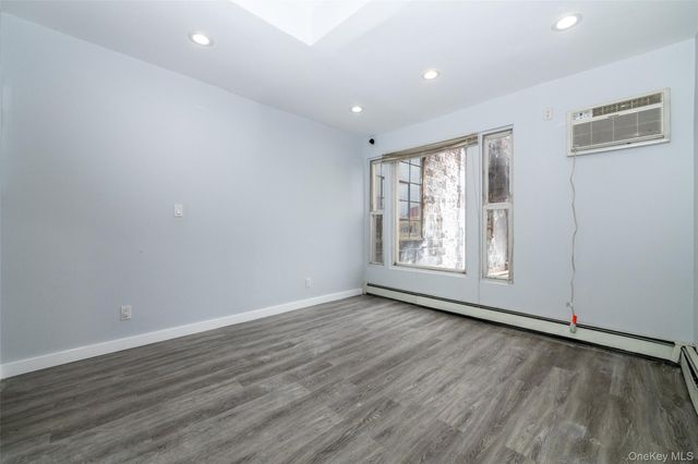 299 E Third Street First floor, Mount Vernon, NY 10553