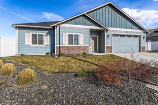 26 Molly Rose Ct, Prosser, WA 99350