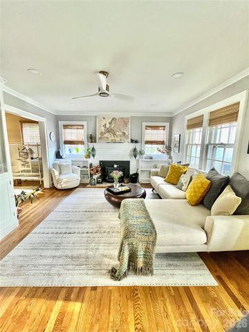 271 Brook Street, Waynesville, NC 28786